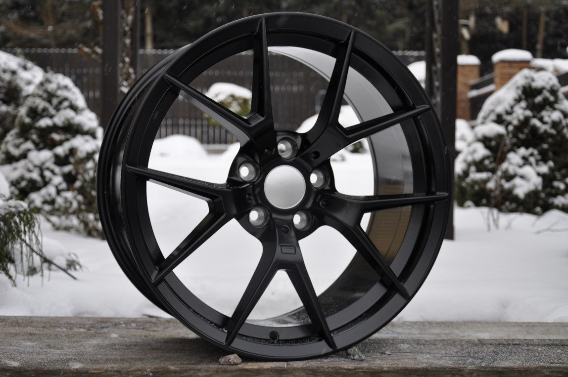 RHE761 18X8.5 5X120 ET35 72.6 HE761 (BK5282) Black H Extreme Vision 